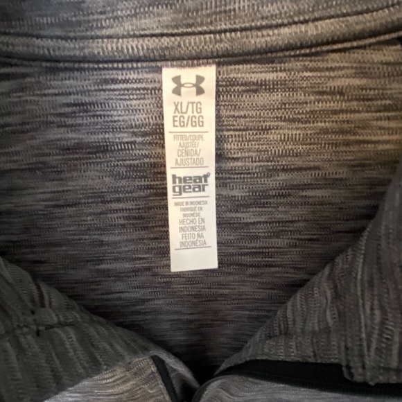 Under Armour Long Sleeve - Picture 2 of 2